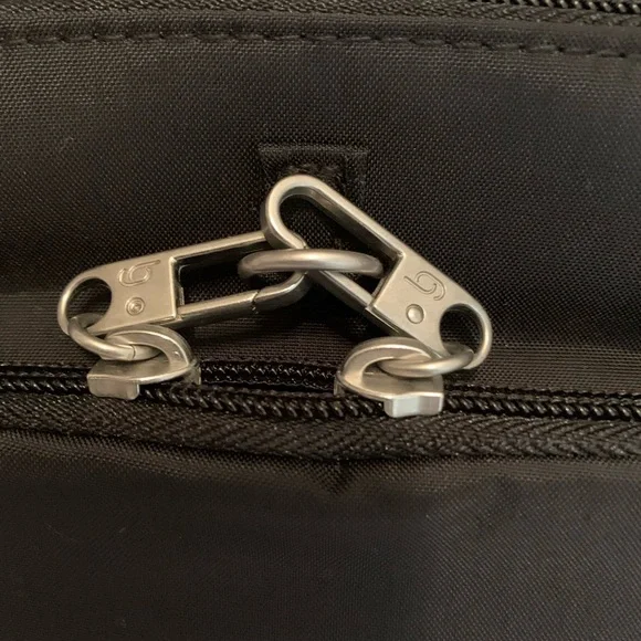 baggallini crossbody bag - Picture 3 of 12